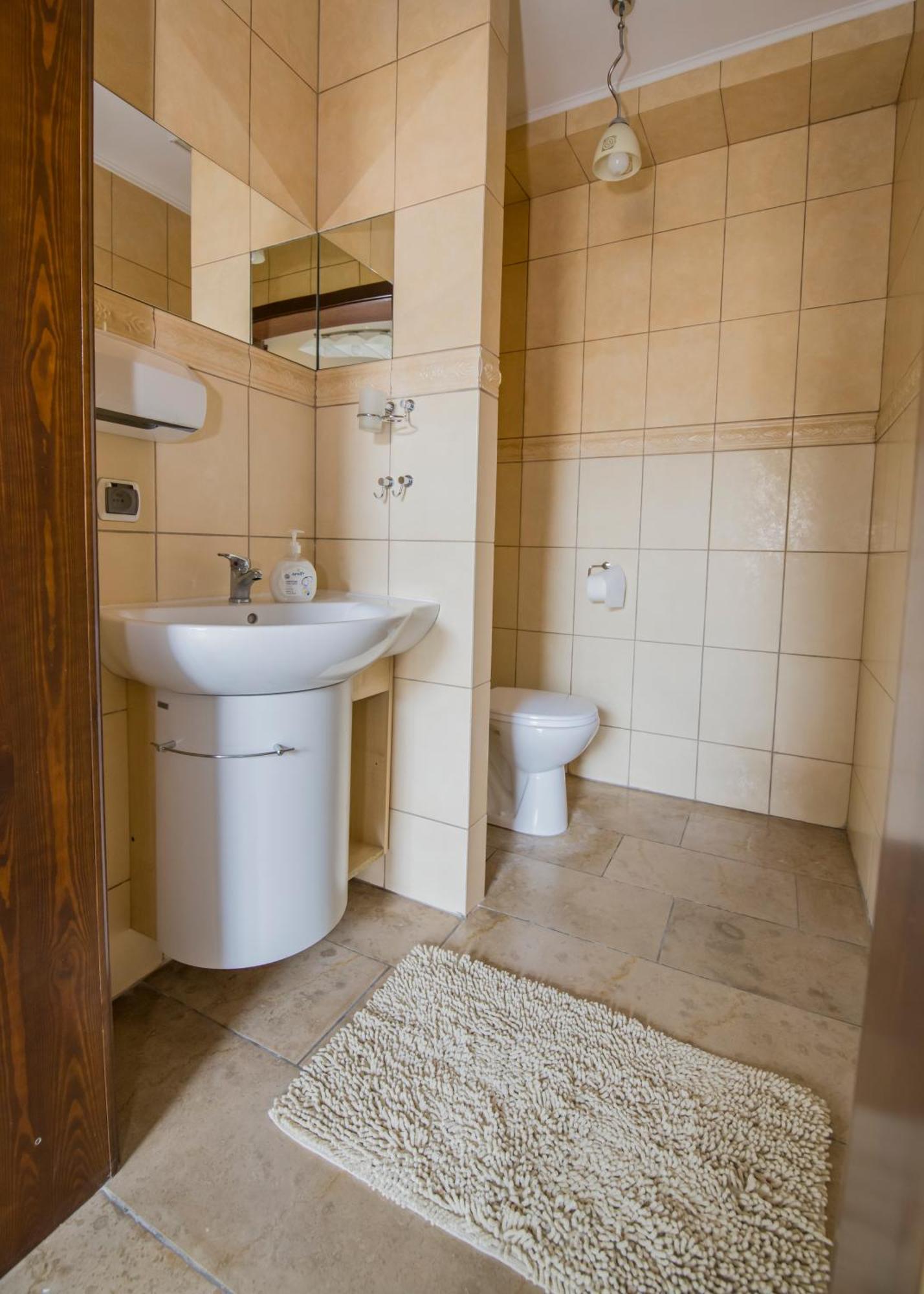 Apartamenty Na Warszawskiej Sieradz Esterno foto