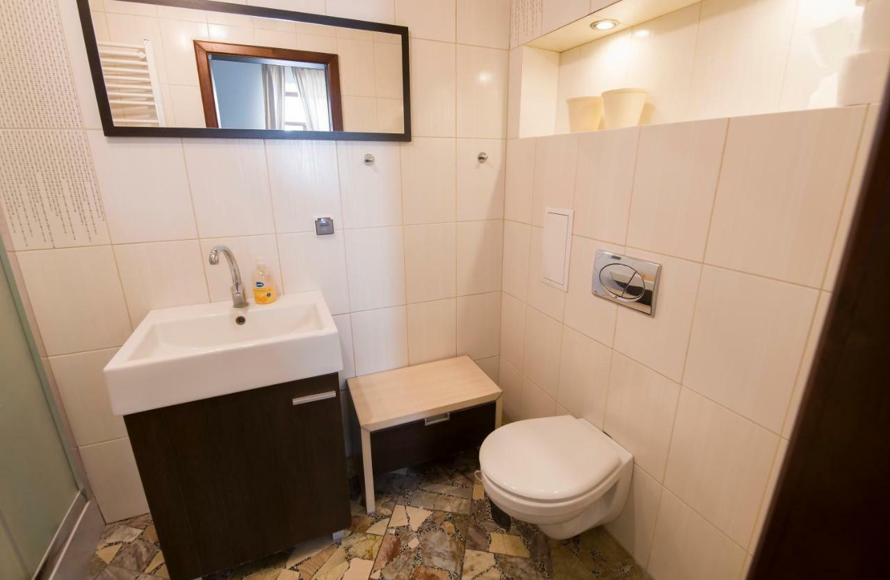 Apartamenty Na Warszawskiej Sieradz Esterno foto